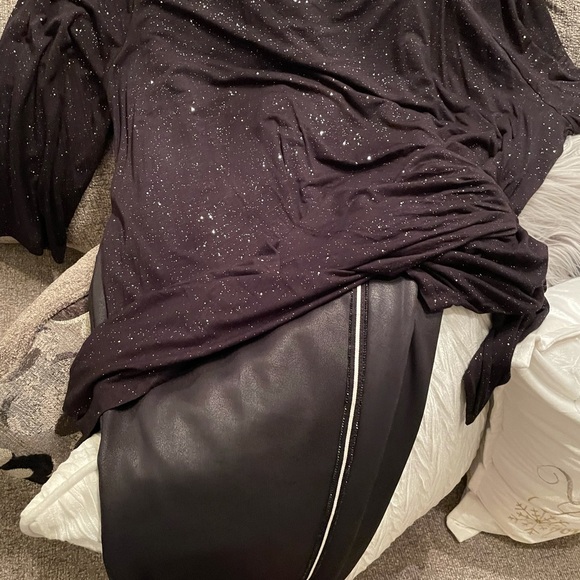 Party Perfect - Picture 4 of 5